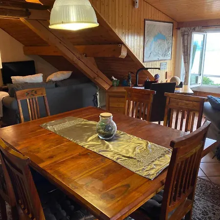 Guest house La Favela Cully